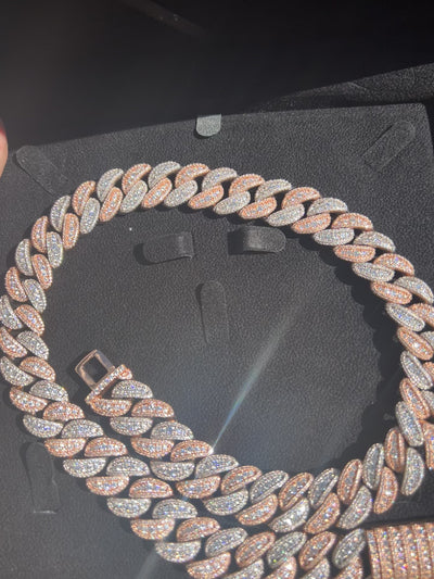 18MM Rose And White Moissanite Cuban Link Chain